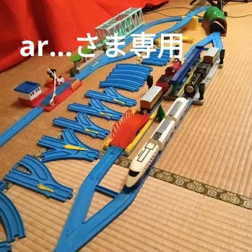 프라레일 토마스 차량 2대, 신칸센 1대, 플랫폼 등 묶음 판매