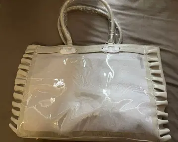Zakkamart 하트 버클 인조 가죽 프릴 토트백 그레이
