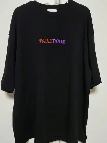 vaultroom 'DARUSAKA' TEE