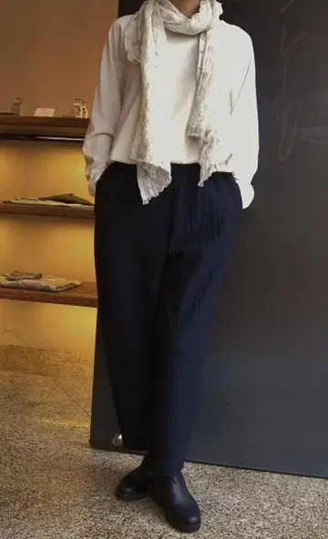 요건 레일 2023 울 코튼 벌룬 팬츠