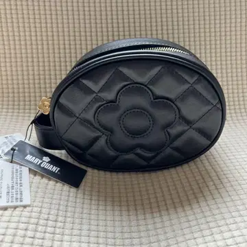 MARY QUANT 블랙 퀼팅 파우치