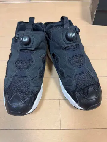 reebok 펌프 퓨리 블랙/화이트 28.0