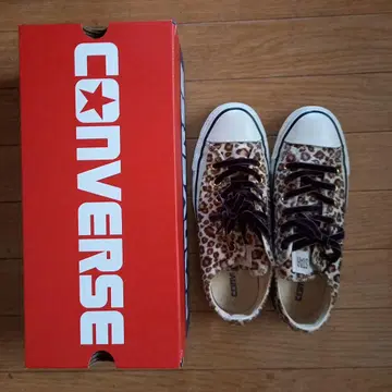 CONVERSE 레오파드 무늬 스니커즈 25cm