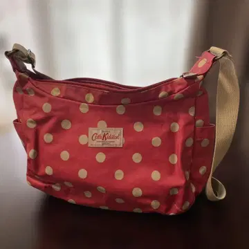 Cath Kidston 물방울 패턴 숄더백