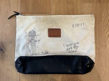 GLADHAND 핸드페인트 클러치백 글래드핸드