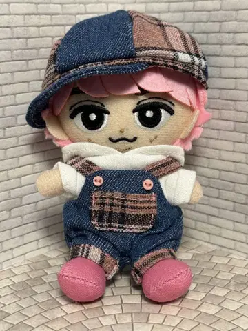 사쿠마 다이스케 스노치루 치루누이 의류 핑크 체크 x 블루 데님 코디