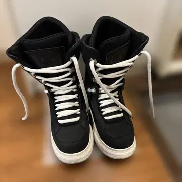 디스퀘어드2 하이컷 스니커즈 사이즈42