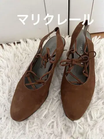 컨디션 최상 마리끌레르 스웨이드 샌들 펌프스 브라운 계열 23E