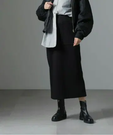 나노 유니버스 속기모 종이상자 컷 포켓 내로우 스커트 블랙