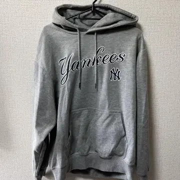 Yankees 그레이 후드 부착 후드티