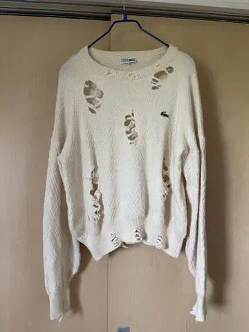 한정판 1점 원메이크 라코스테 Lacoste 데미지 가공 스웨터 크림색