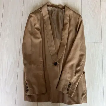 카멜색 테일러드 자켓