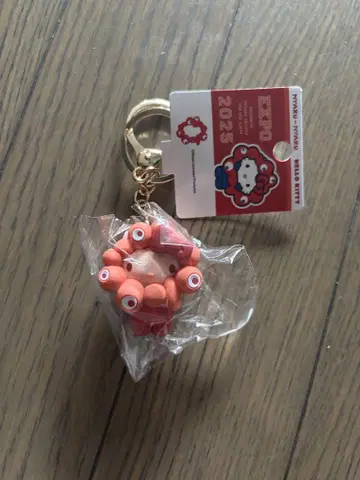 오사카 간사이 만박 산리오 미야쿠미야쿠 헬로키티 키링 최애 컬러