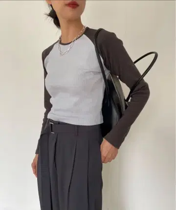 래글런 리브 롱 T didot showroom. 새상품급