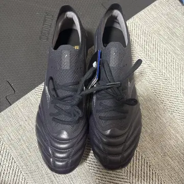 Mizuno Morelia Neo 4