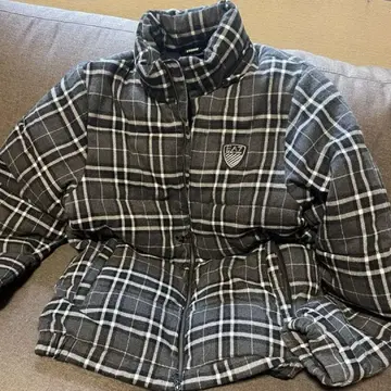 EMPORIO ARMANI 다운 자켓 체크 무늬 M 사이즈 상당