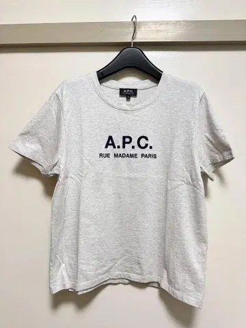 A.P.C. 그레이 반팔 T셔츠 로고 자수