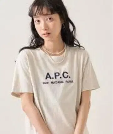 A.P.C. 그레이 반팔 T셔츠 로고 자수