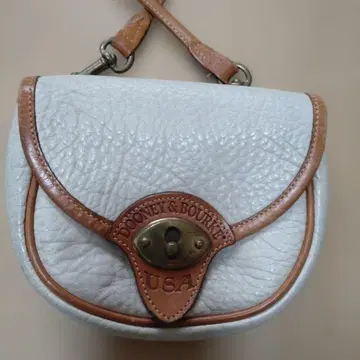 Dooney & Bourke 화이트 가죽 숄더백
