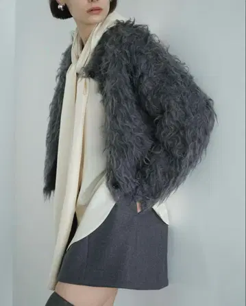 CLANE SHAGGY SHORT KNIT CARDIGAN