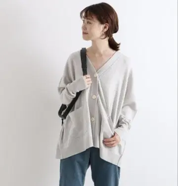 새상품급 FRAMeWORK V넥 빅 울 가디건 프레임워크