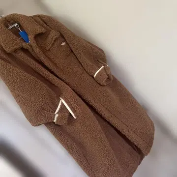 보아 브라운 롱 코트 포켓 부착