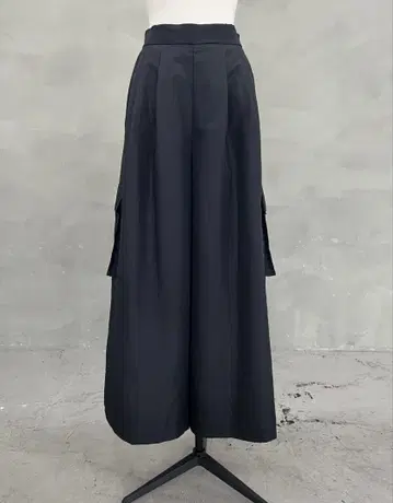 새상품 Lig. 와이드 카고 팬츠