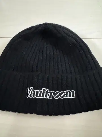 Vaultroom 블랙 니트 모자 비니