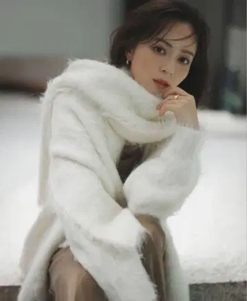 anuans 아뉴앙스 수리 알파카 니트 머플러 화이트