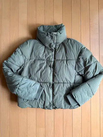 ZARA 다운 코트