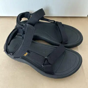 Teva 허리케인XLT2 24cm