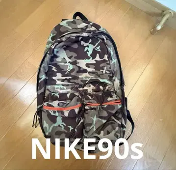 나이키 백팩 90s y2k 카모플라쥬 착용 사진 있음