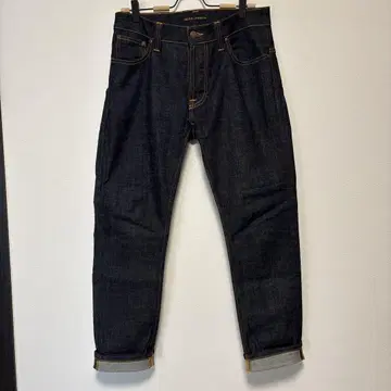 Nudie Jeans Co. 다크 데님