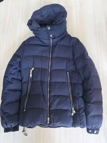 TATRAS R 라인 네이비 다운 자켓