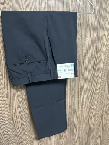 UNIQLO 유니클로 감동 팬츠 네이비 새상품