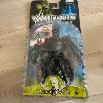 반 헬싱 드라큘라 비스트 피규어