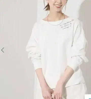 새상품급 SLOBE 별주 맨투맨 화이트 슬로브 이에나