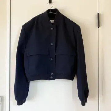 ZARA 네이비 크롭 자켓