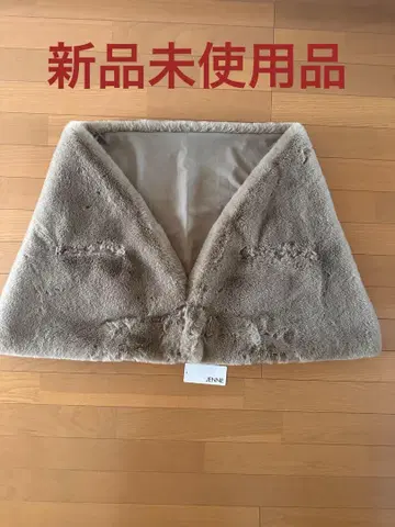 JENNE 베이지 퍼 숄