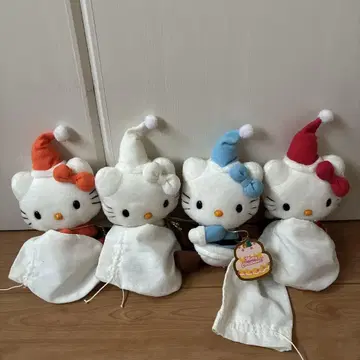 헬로키티 봉제 인형 산타클로스 4체