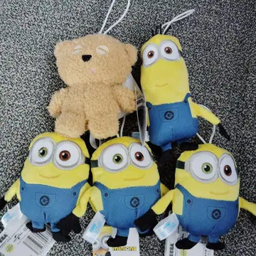 미니언과 곰 봉제 인형 스트랩 세트