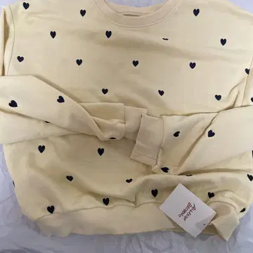 ALLISONBROWN 앨리슨 브라운 하트 자수 트레이닝복