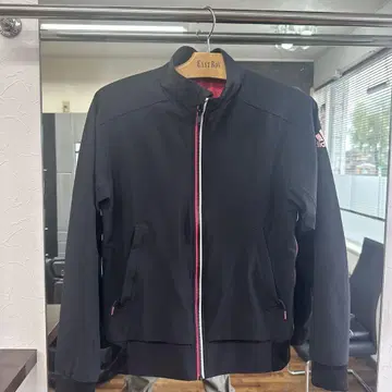 블랙 집업 자켓