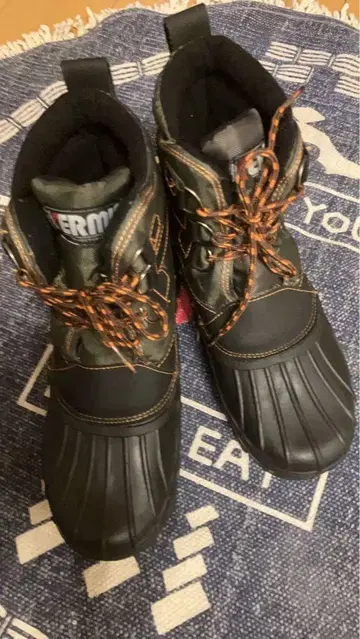 SOREL 부츠 블랙