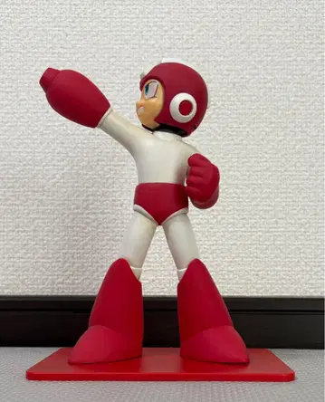 록맨 25주년 피규어 빨간색