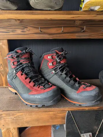 SALEWA CROW GTX 25.5cm