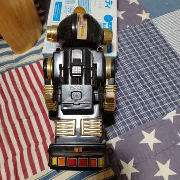 PYROBOT 로봇형 완구 블랙 골드