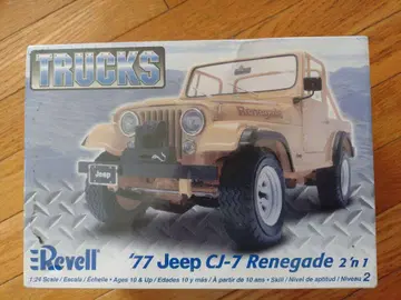 '77 Jeep CJ-7 레니게이드 1:24 레벨 프라모델