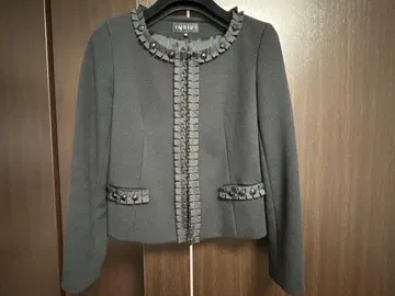 INDIVI 비쥬 부착 노카라 자켓 블랙 M