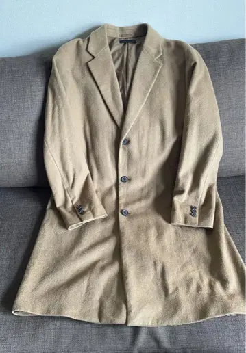 UNIQLO 캐시미어 혼방 베이지 체스터 코트 3개 버튼